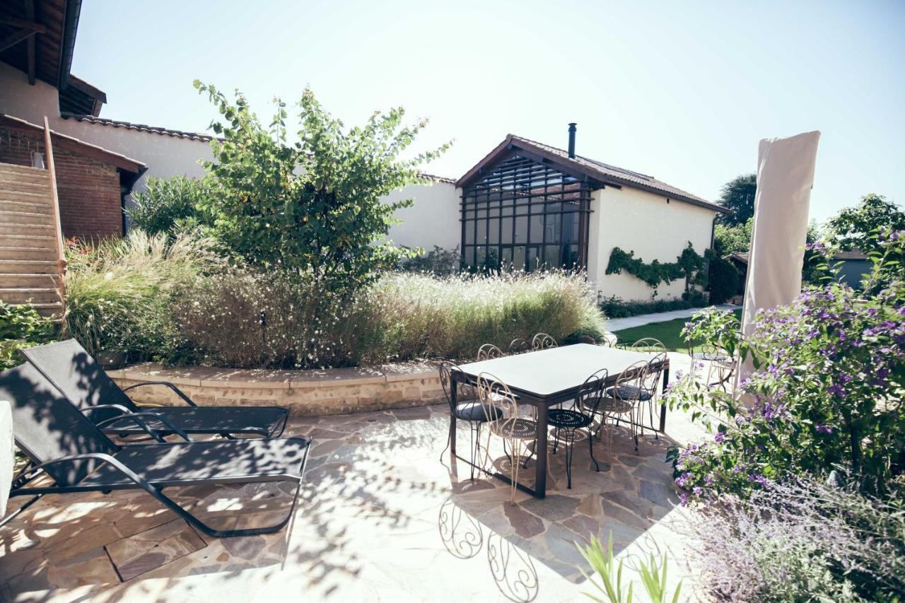 Le Relais De La Godasse Reyrieux Exterior photo