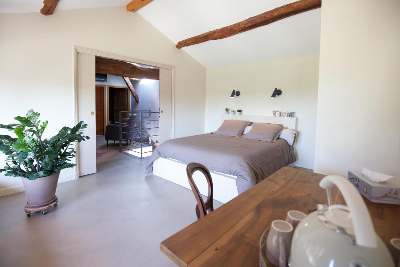 Le Relais De La Godasse Reyrieux Exterior photo